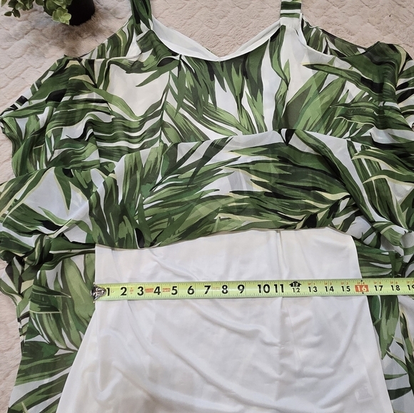Robbie Bee Green Palm Tropical Flowy Long Dress, Size M - Picture 3 of 9